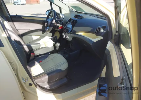 2015 Chevrolet Spark 1Lt Cvt z USA, uszkodzony, nr VIN KL8CD6S91FC709066